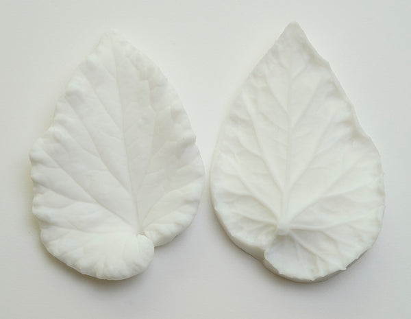 Realistic flower petals for CLAYCRAFT BY DECO CLAY as well as sugar flowers and