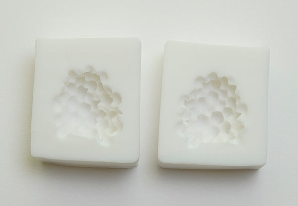Realistic flower petals for CLAYCRAFT BY DECO CLAY as well as sugar flowers and