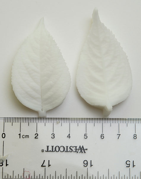 Realistic flower petals for CLAYCRAFT BY DECO CLAY as well as sugar flowers and