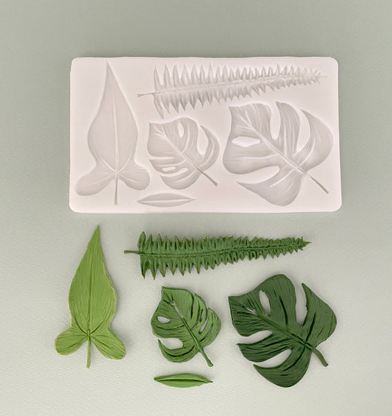 Realistic flower petals for CLAYCRAFT BY DECO CLAY as well as sugar flowers and