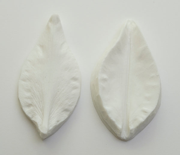 Realistic flower petals and leaves for CLAYCRAFT BY DECO CLAY as well as sugar flowers and